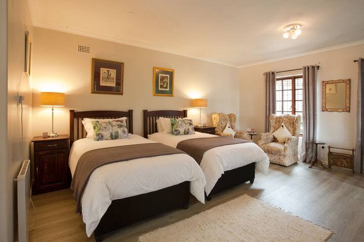 Secluded Garden Cottage Durbanville Apartments For Rent In