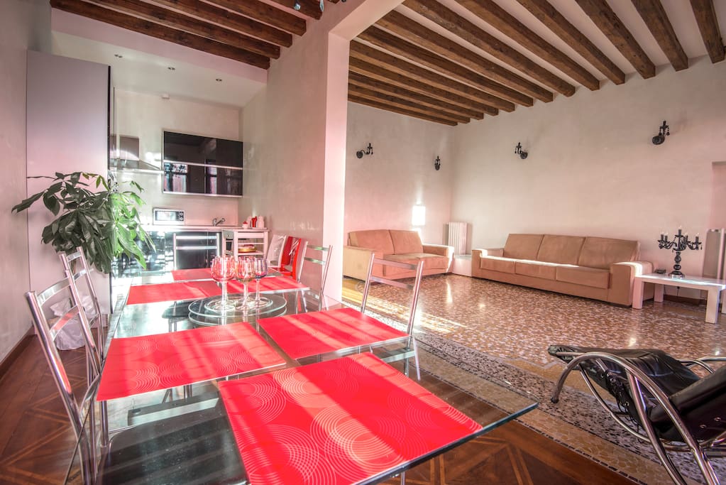 Cucina e salotto - Kitchen and living room