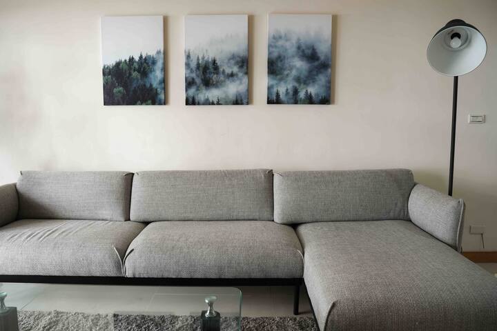 Zhongshan MRT#Ximen#3 room 1-12pax#Free transport gallery image 2