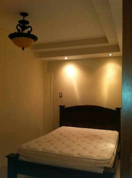 Finos acabados. Habitaciones amuebladas.