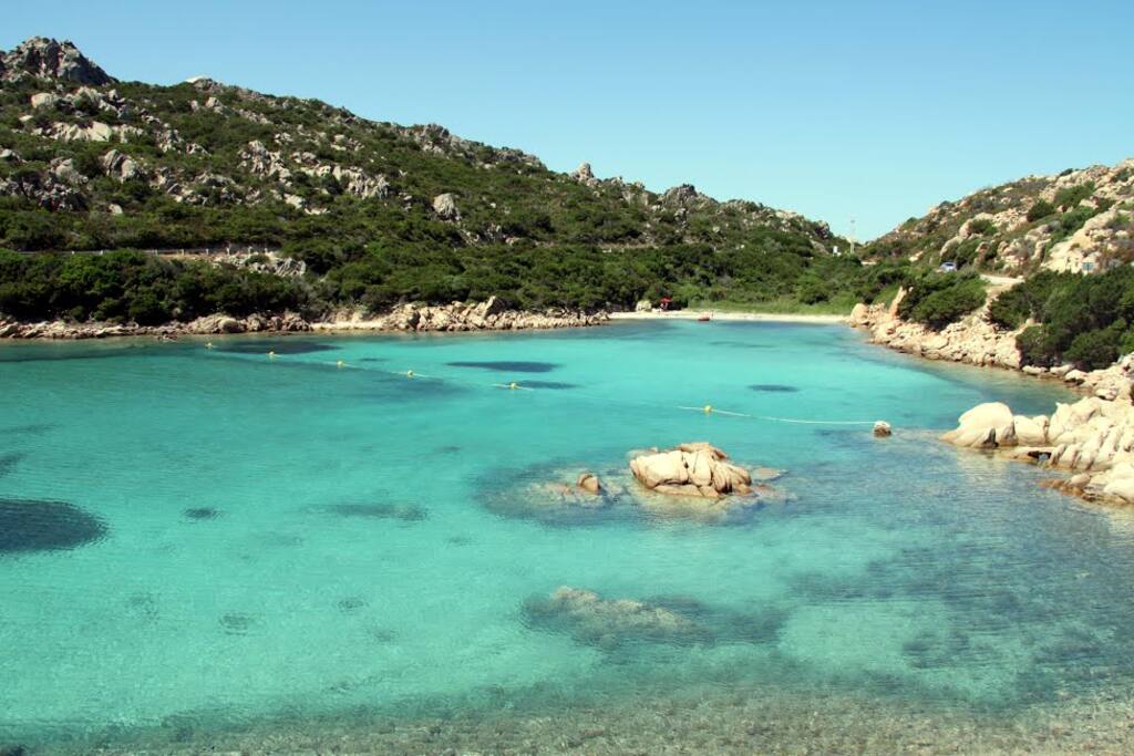 Spiaggia CALA LUNGA a 100 metri
