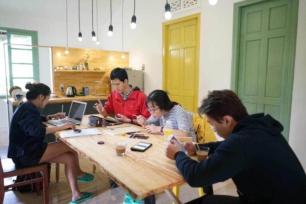 Working desk as well as dining table