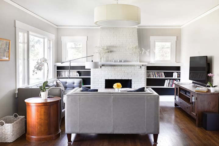 Amazing Pasadena Bungalow On Private Half Acre Pets Welcome