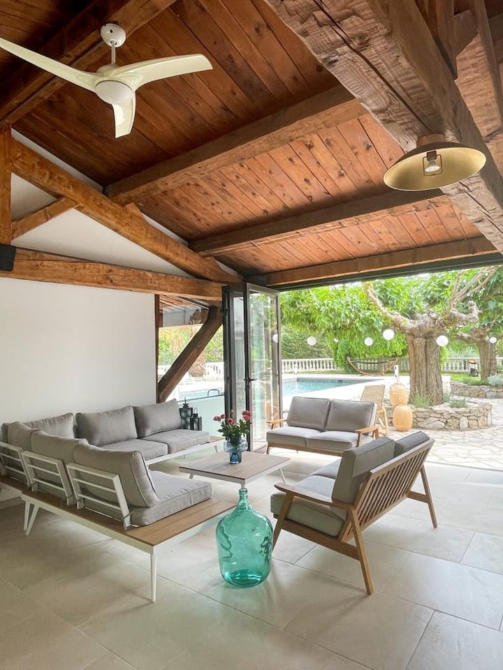 Chambre D'hôtes, Petit Déjeuner, Piscine Et Tennis - Tourtour