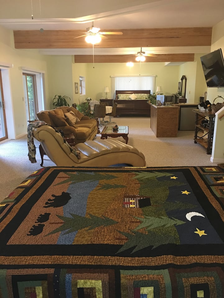 Beautiful Cozy Mountain Retreat - Sapphire, NC