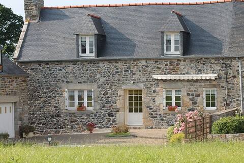 stone house referenced 3 stars