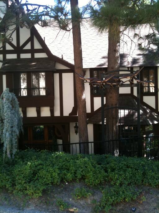 Springtime in Lake Arrowhead