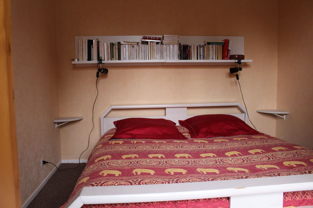 Petite chambre avec lit de 160 cm