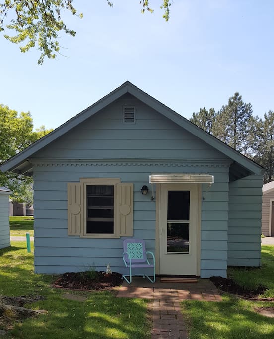 Beachfront Cottage 4 Cottages for Rent in Vermilion, Ohio, United States