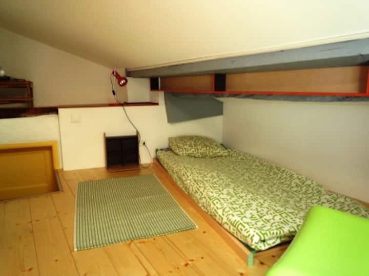 ห้องนอนเสริมต่ำมาก