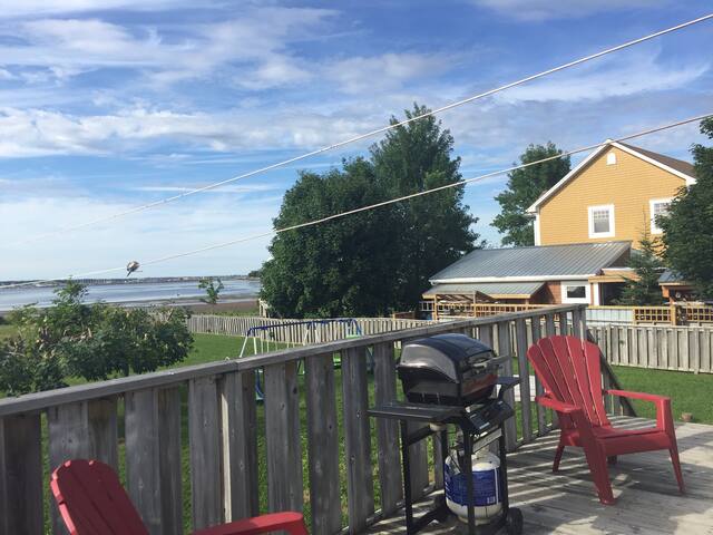 Shediac water front weekly rental gallery image 5