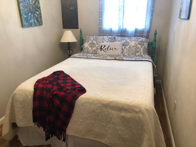 Airbnb Dale Vacation Rentals Places To Stay Indiana