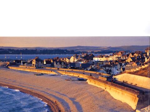 Stonehouse - a big beautiful house with sea views
