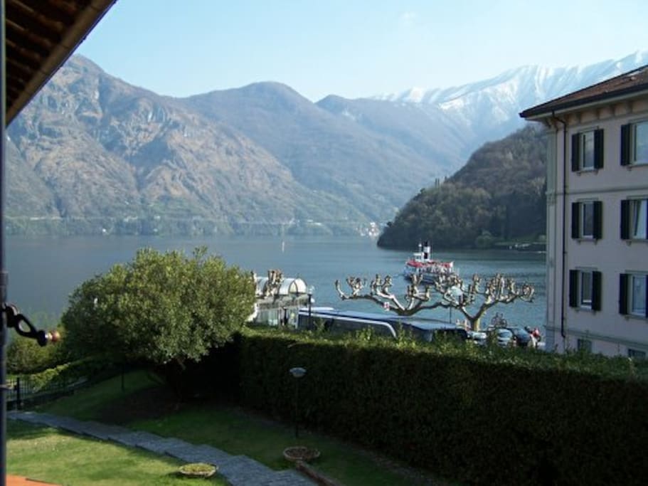 La vista dal balcone
The view from the balcony