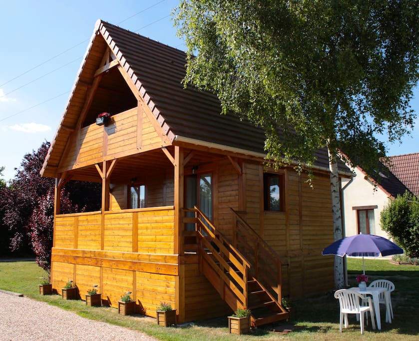 Une terrasse couverte de 12m2 ou vous pouvez prendre votre petit déjeuner.