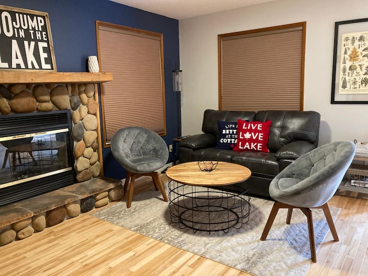 10 Best Cabin Rentals In Sicamous, Canada Updated 2024 Trip101