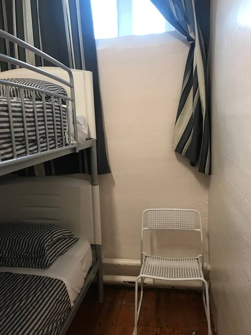 Twin bunk