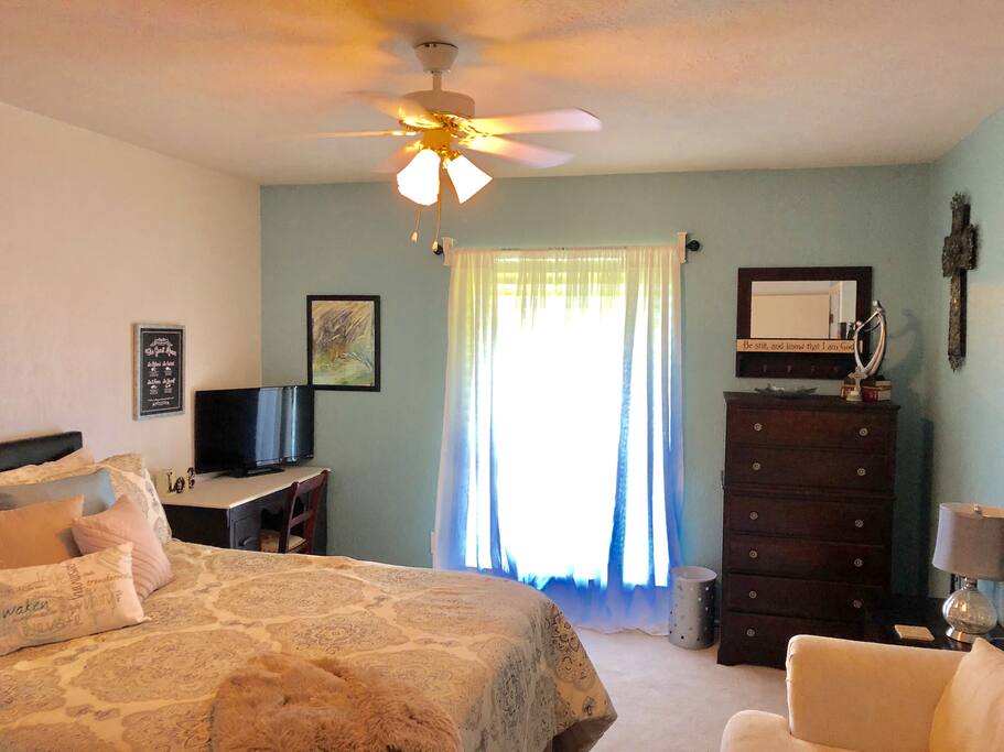 Sleep is a dream on this queen memory foam bed. Large room with workspace, WiFi, TV and sitting area