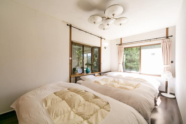 Spálňa (1. poschodie)