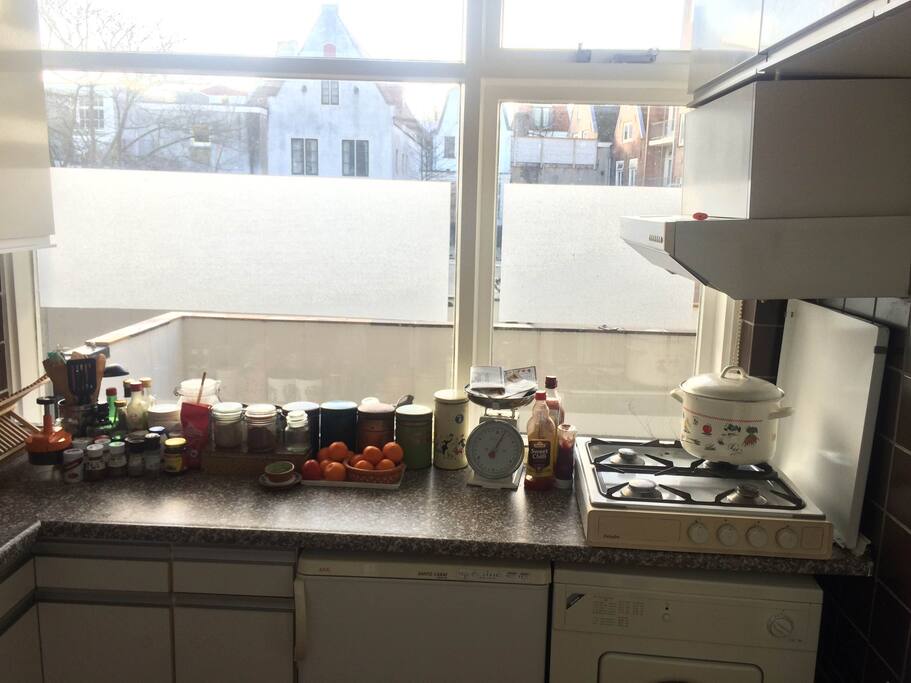Fully equipped kitchen