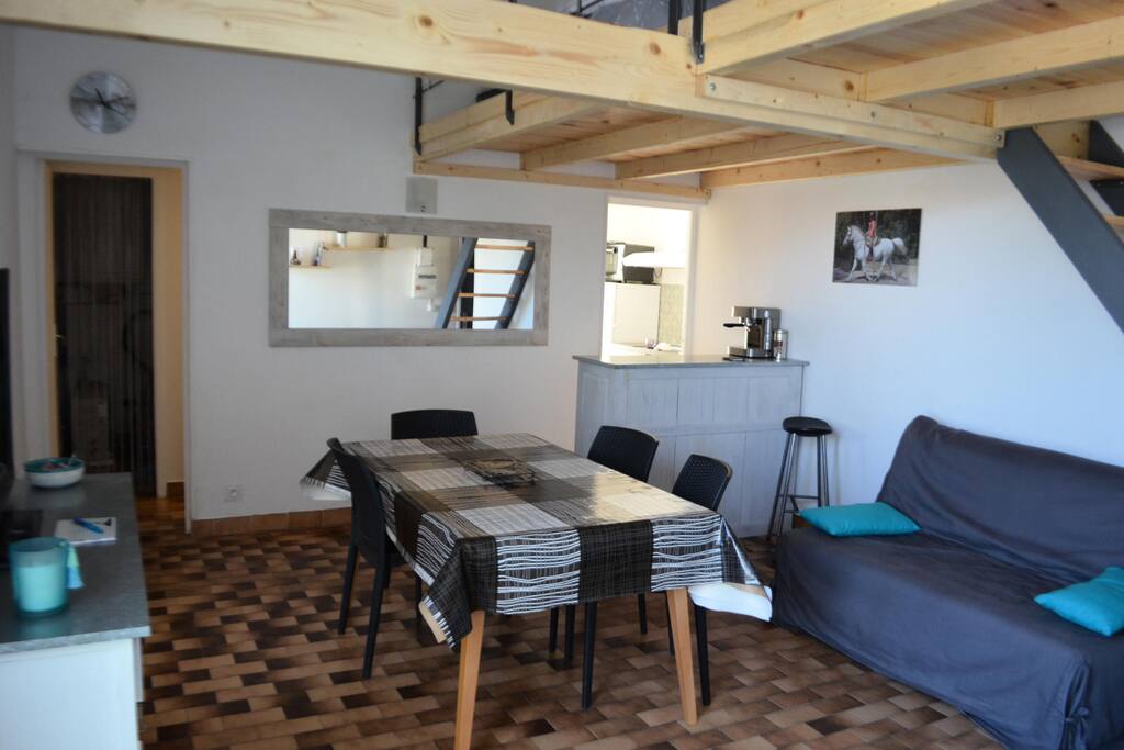 2 Pièces 8 personnes
