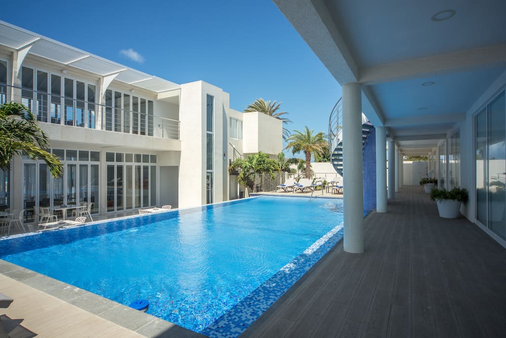 Ocean Z Pool