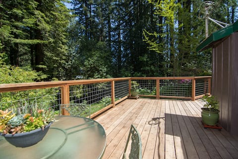 Hummingbird Hill Cottage