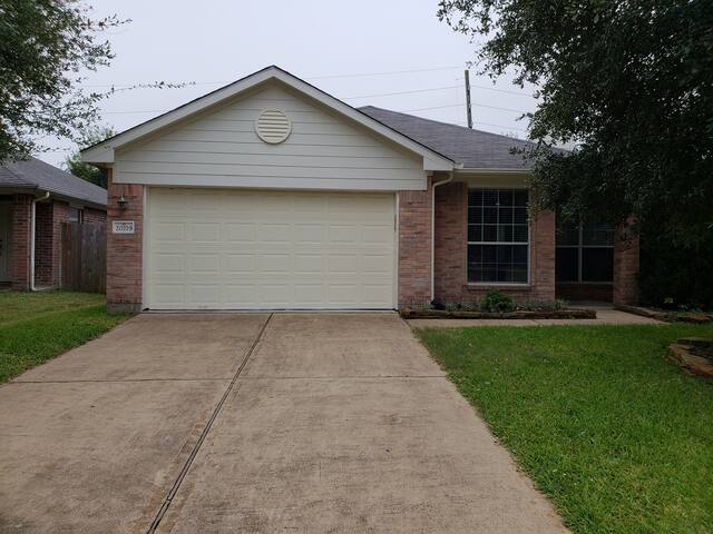 Airbnb Katy Vacation Rentals Places To Stay Texas United