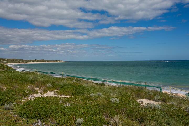 Indian Ocean Retreat ALKIMOSS gallery image 2