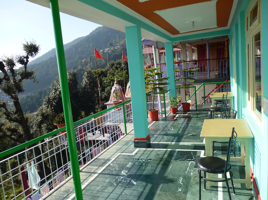 Second-floor terrace
