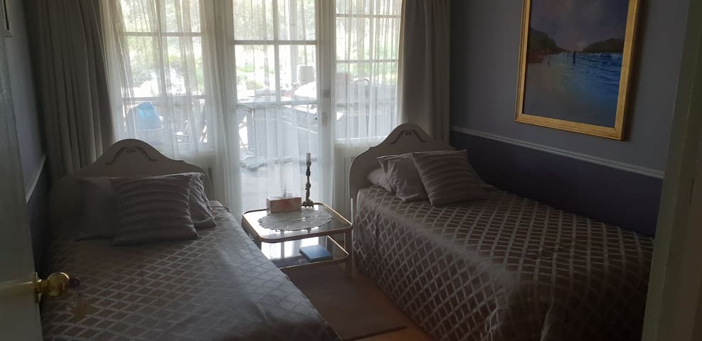 Twin Room at Kojonup's Ultimate Bed & Breakfast