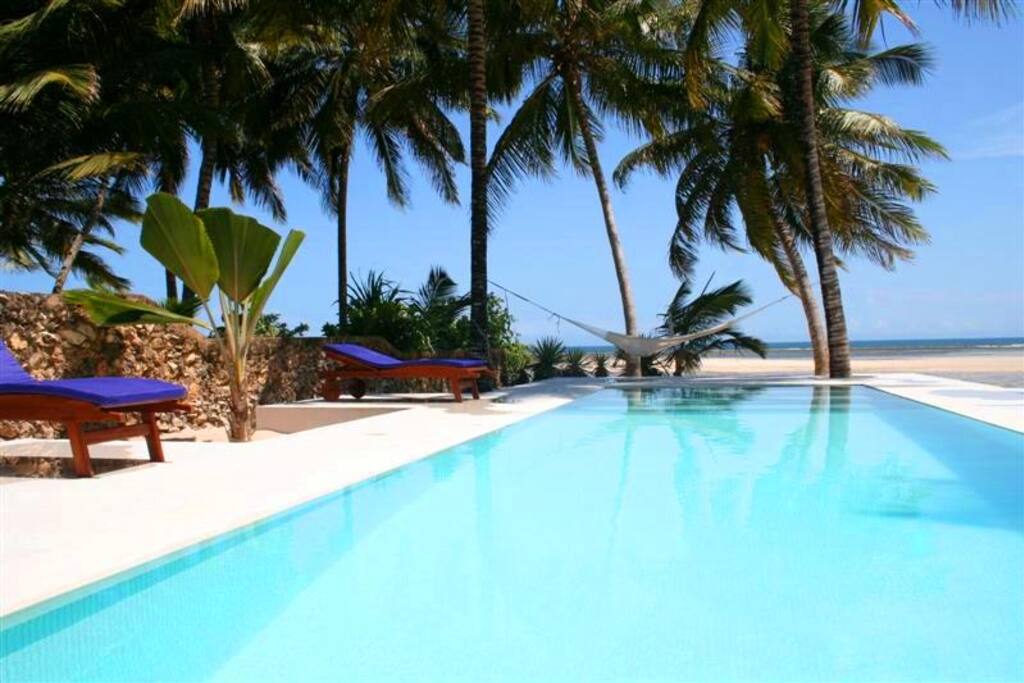 Glamorous pool
