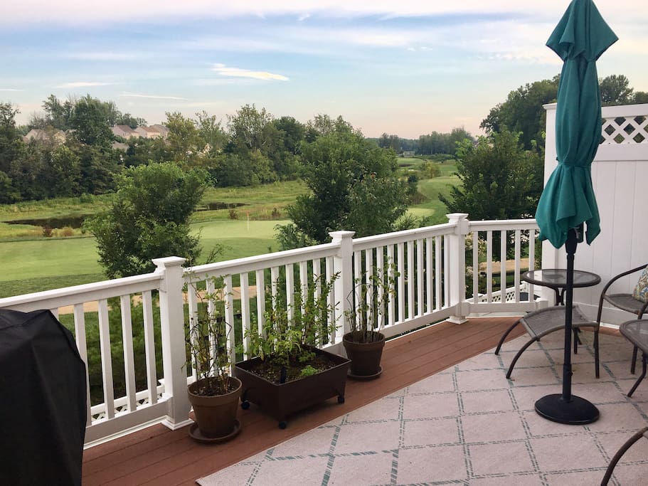 Perfect setting for coffee and sunrise, or wine and sunset