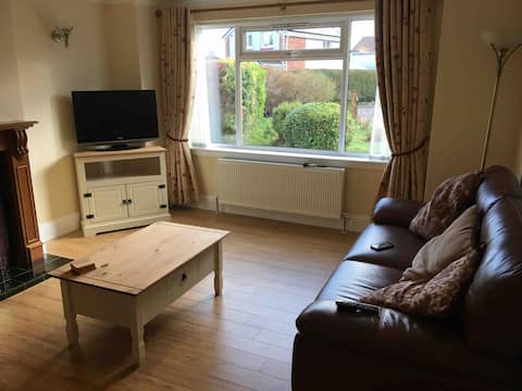 Popular Airbnb listing: Crescent corner, Inverness in Inverness Millburn