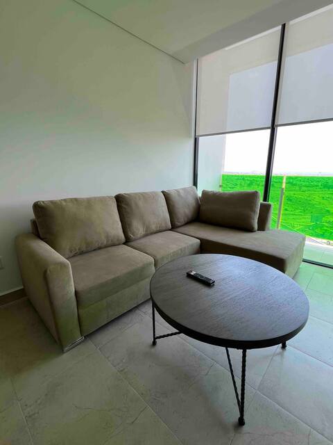 Popular Airbnb listing: New fully-equipped apartment! in Quintas Del Marqués
