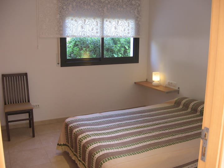 غرفة النوم 2