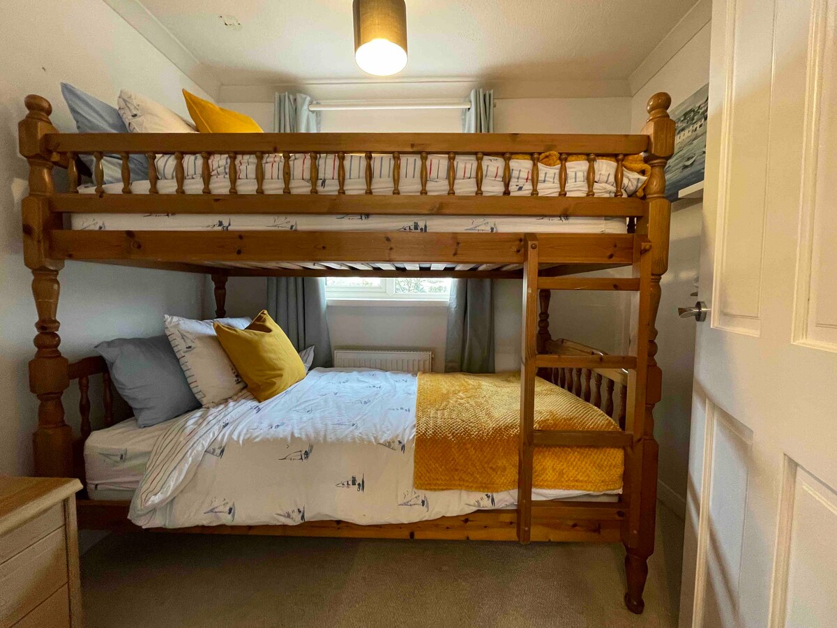 Ორსართულიანი ოთახი