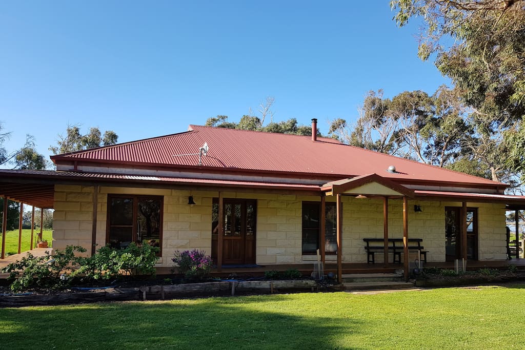 Front view of cottage