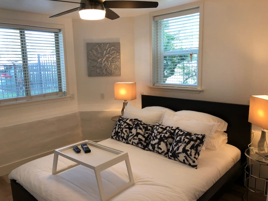 Amazing Bedroom with comfortable Queen Bed
