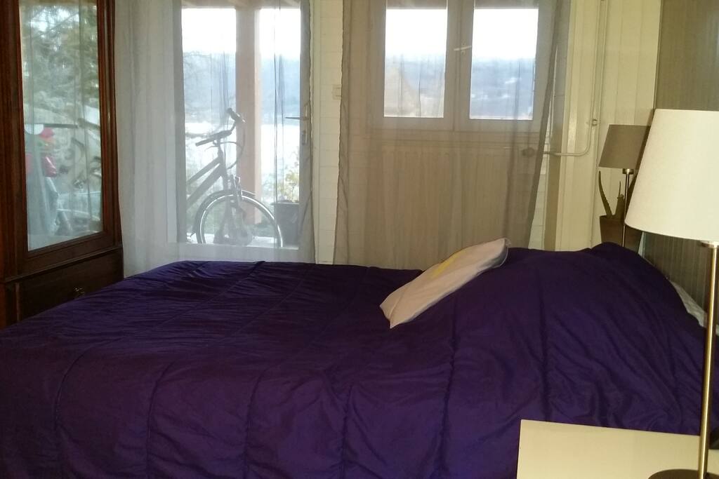 bedroom/chambre n°1