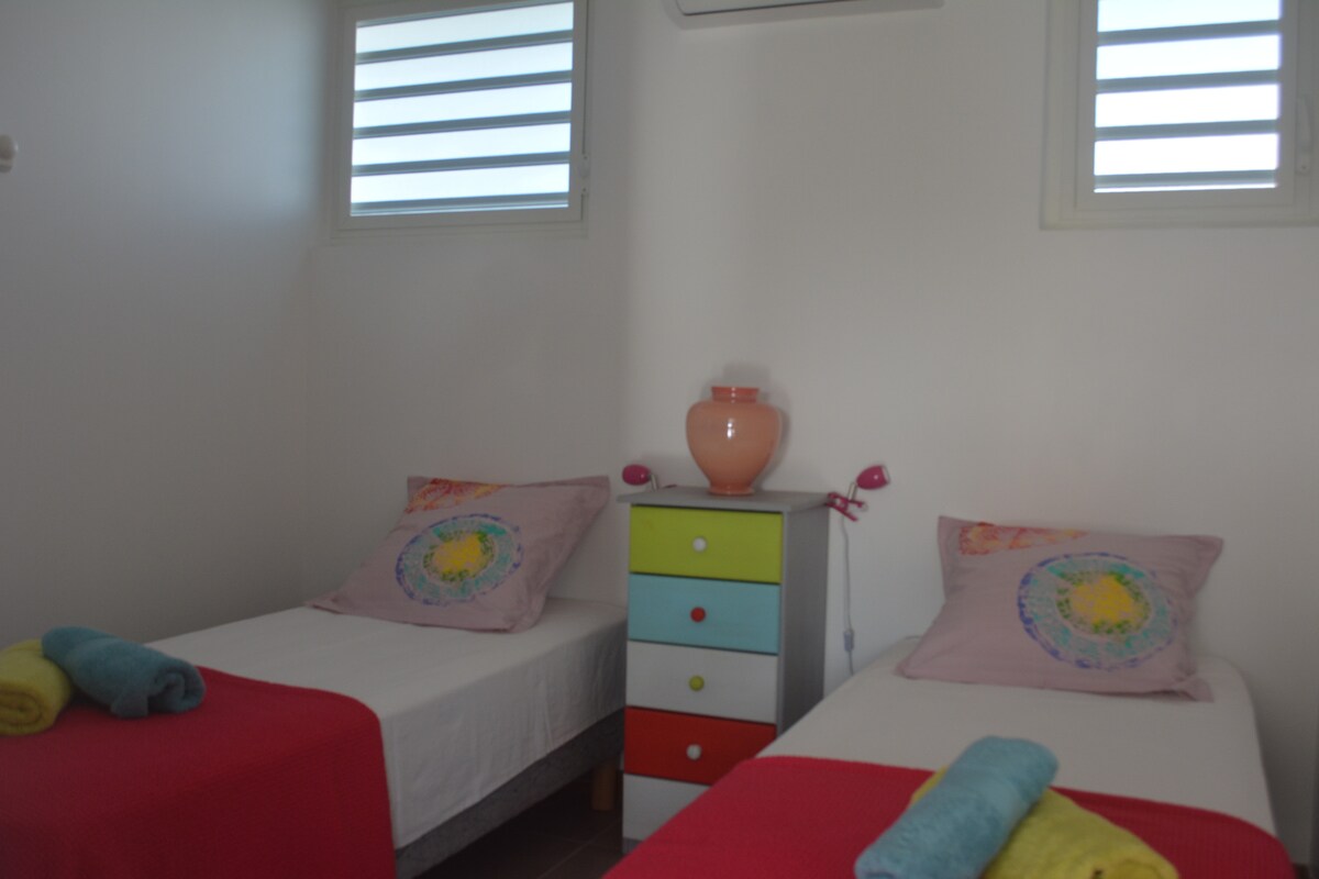 2 jednolôžka, ktoré možno spojiť