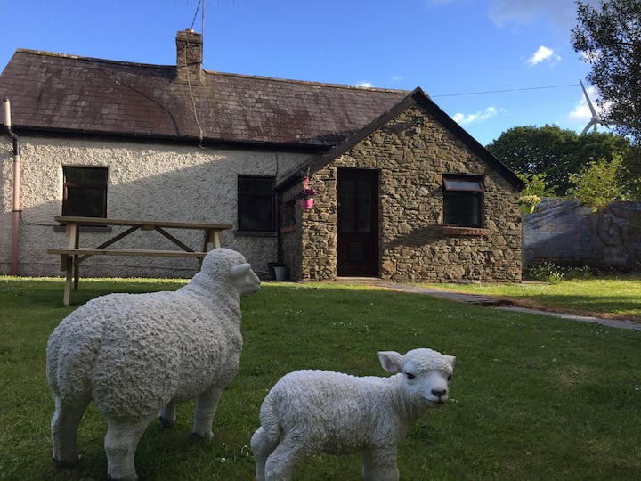 Rose Cottage in Cork Cottages for Rent in Midleton, County Cork