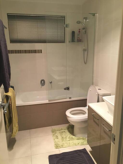 Main Bathroom
