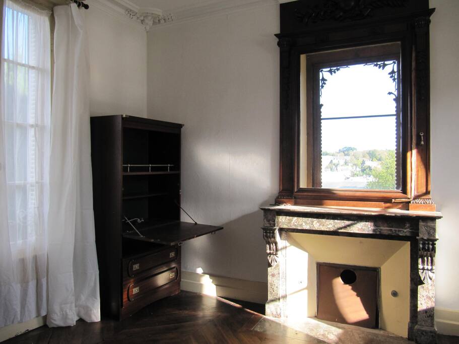 Bureau de la chambre