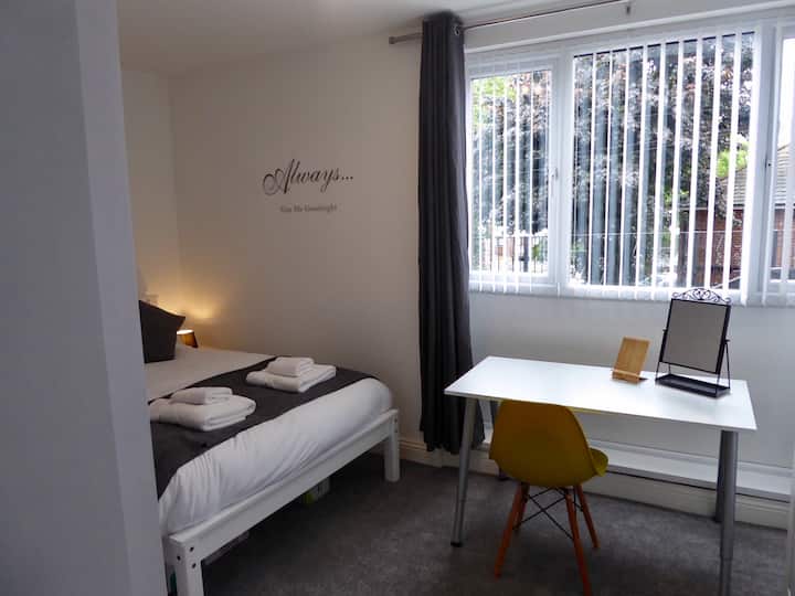 חדר שינה 2 במקום של מיה 02