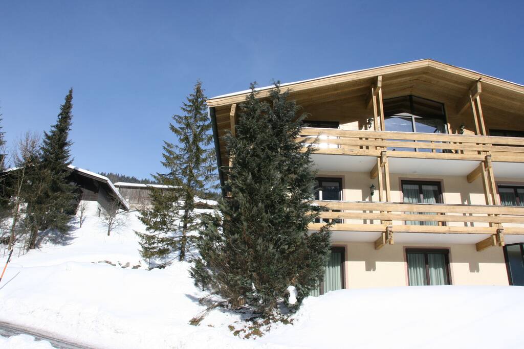 Ferienhaus im Winter