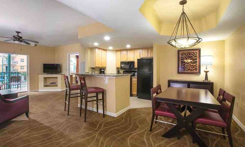 Palm Aire 2 BR, Pompano Condo, Dec. 20 – 27 gallery image 5