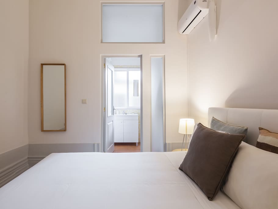 Big room, big bed