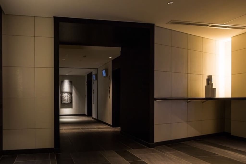 Hall way of the bldg.