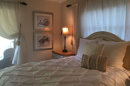charming guest suite with private entrance